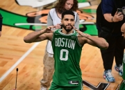 开云体育官方网站-包含独行侠队夺得联盟冠军，球迷热情庆祝胜利的词条