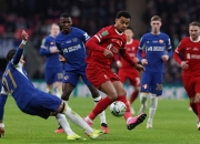 开云体育在线-利物浦主场击败沃特福德，豪取三分