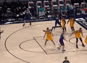 开云下载-爵士队主场大胜黄蜂，米切尔砍下+得分