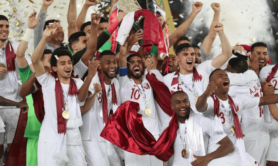 包含欧预赛明星球员集结，球场风云再起的词条