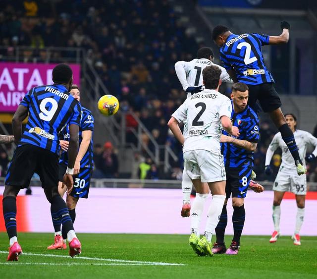 国际米兰在主场战胜切尔西的精彩比赛 国际米兰在主场战胜切尔西的精彩比赛