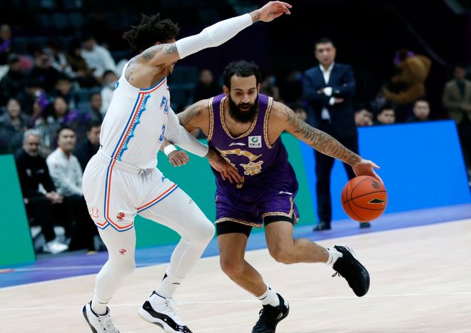 顶级外援实力强大！北京队成功击败对手