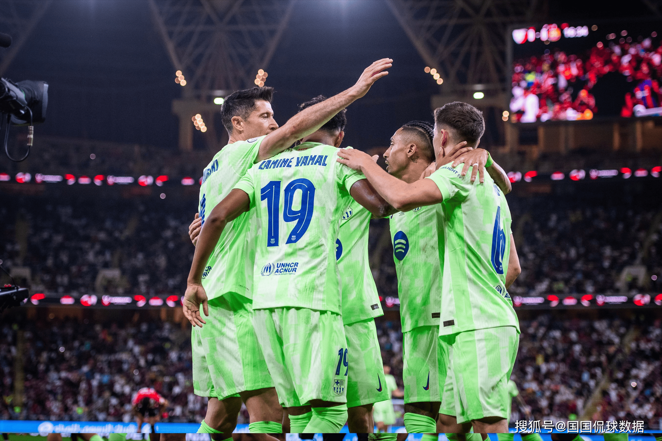 足球职业联赛中引发球迷热议的焦点战