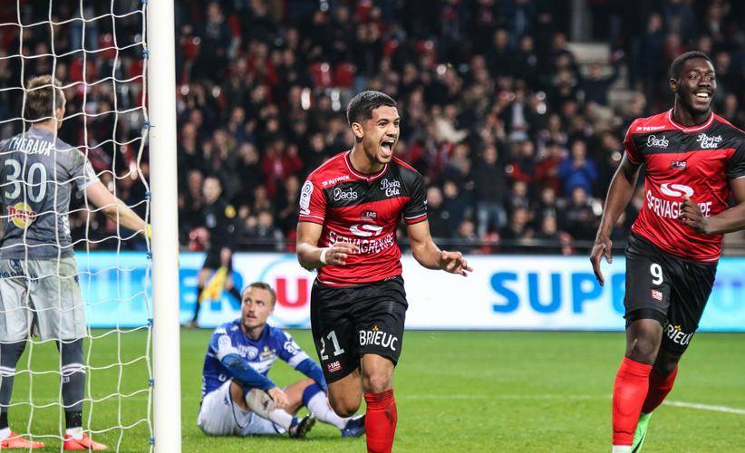 关于亚眠主场未能守住胜局,遗憾失利的信息 关于亚眠主场未能守住胜局,遗憾失利的信息