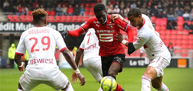 关于雷恩主场不敌图卢兹,意外失利引发球迷愤怒的信息 关于雷恩主场不敌图卢兹,意外失利引发球迷愤怒的信息