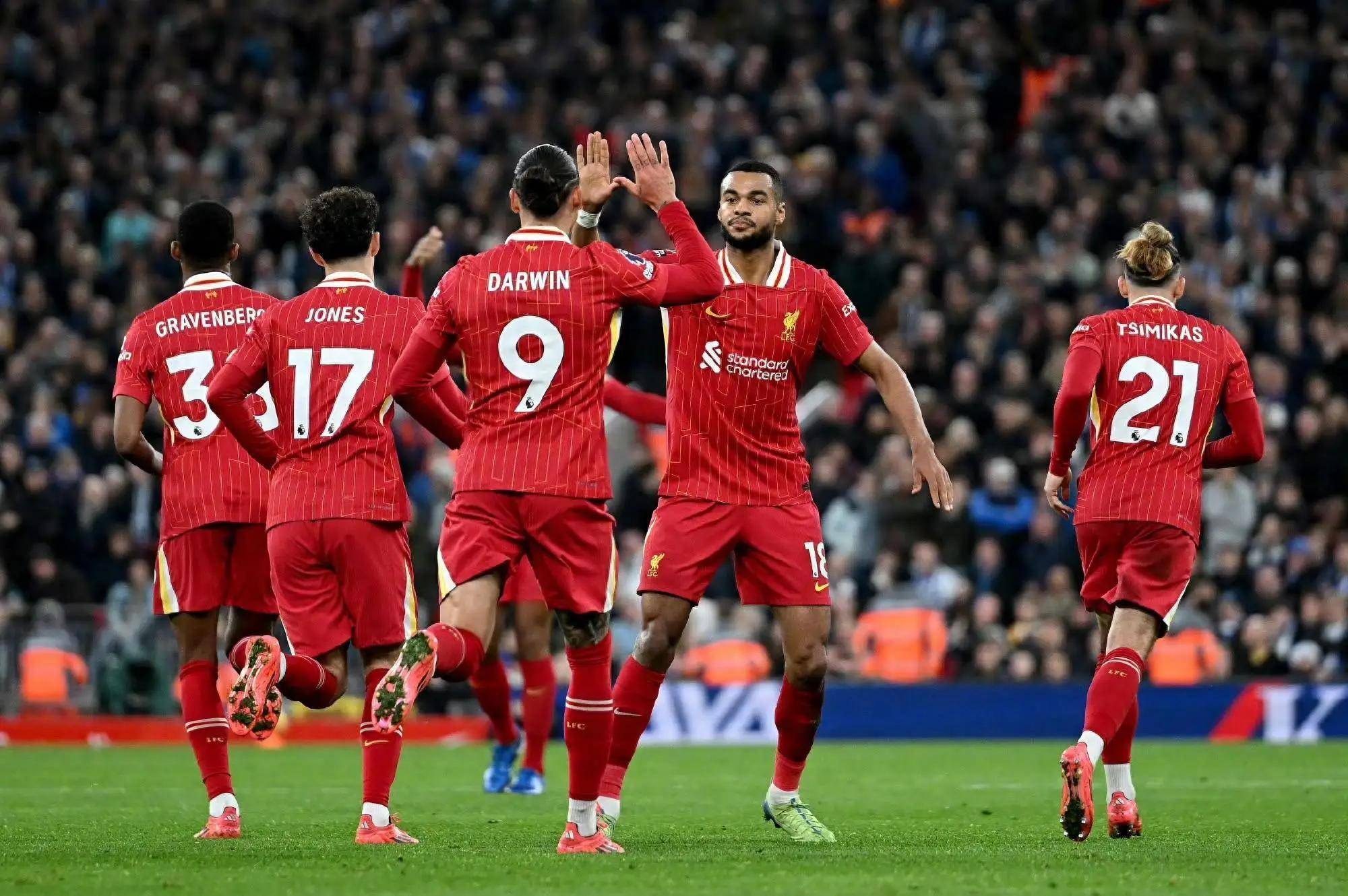 南安普顿客场压制对手,取得关键胜利 南安普顿客场压制对手,取得关键胜利