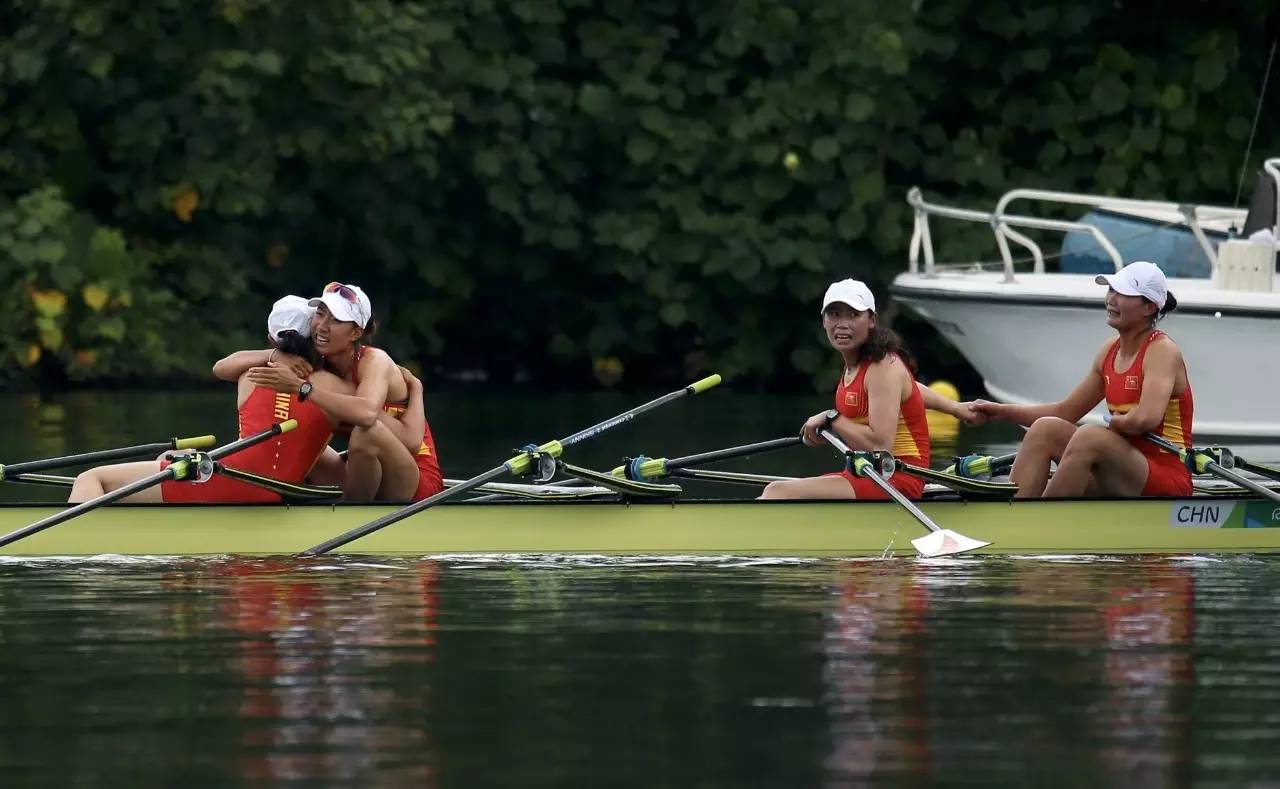 意外发生!赛艇比赛选手受伤 意外发生!赛艇比赛选手受伤