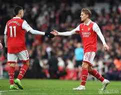 阿森纳后卫引领球队取得连胜，目标锁定下赛季欧冠资格的简单介绍