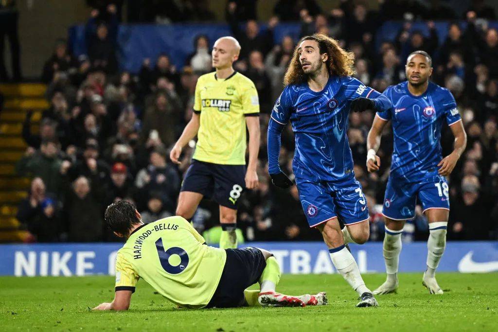 切尔西意外失利,陷入晋级困境 切尔西意外失利,陷入晋级困境