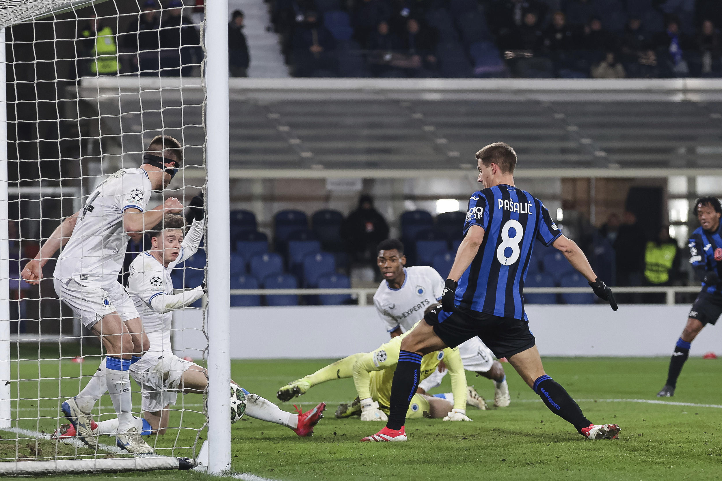 亚特兰大客场击败佛罗伦萨，保持不败势头的简单介绍