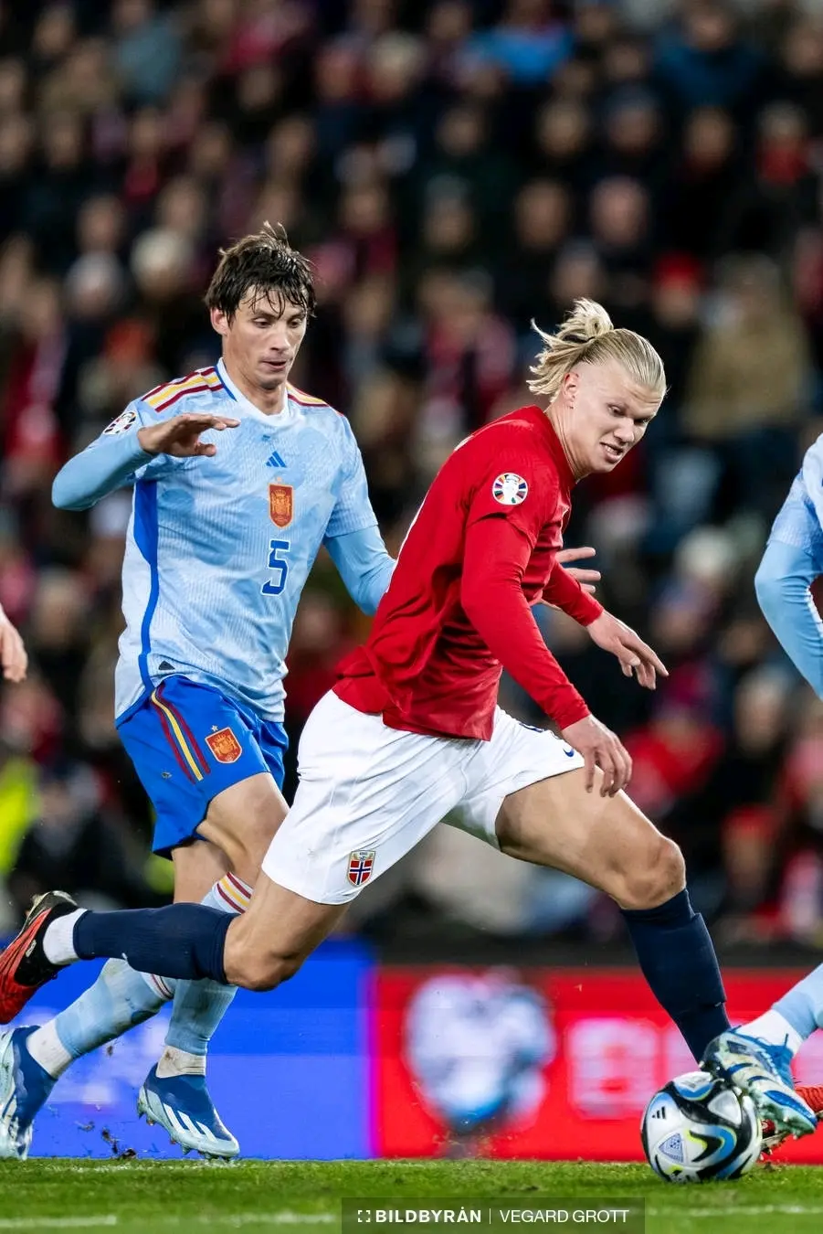 西班牙队在挪威获得一场重要胜利 西班牙队在挪威获得一场重要胜利