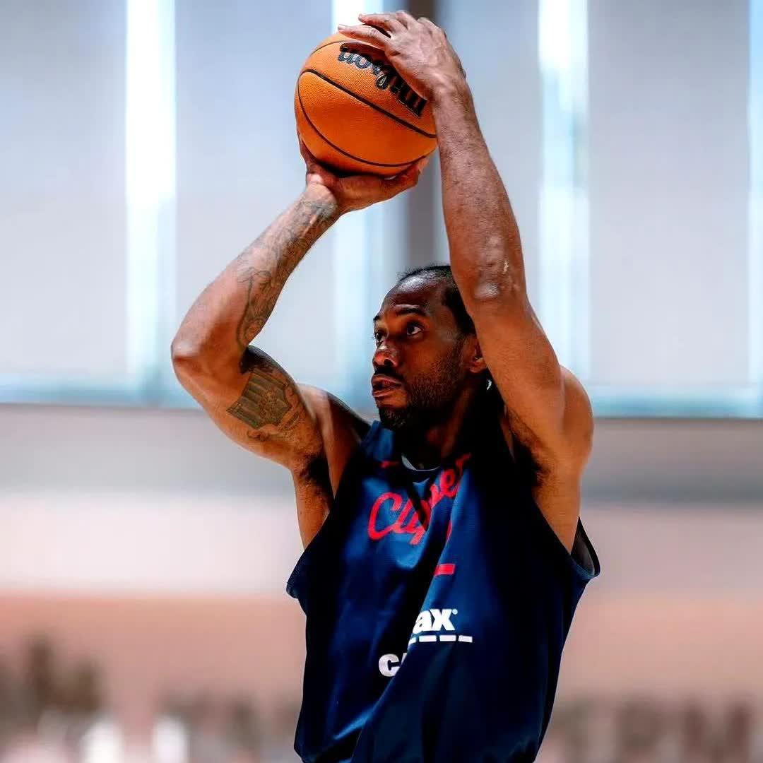 快船球员伤愈回归,带领球队冲击季后赛的简单介绍 快船球员伤愈回归,带领球队冲击季后赛的简单介绍