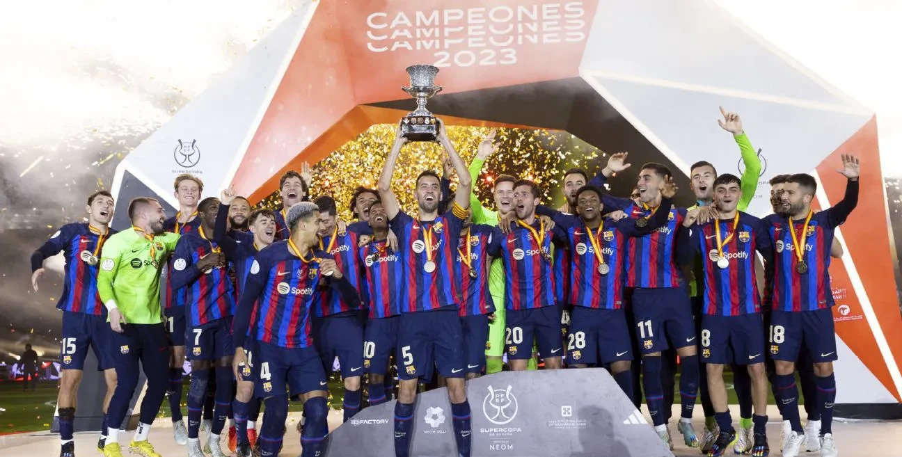 西班牙篮球联赛：皇家马德里对阵巴塞罗那