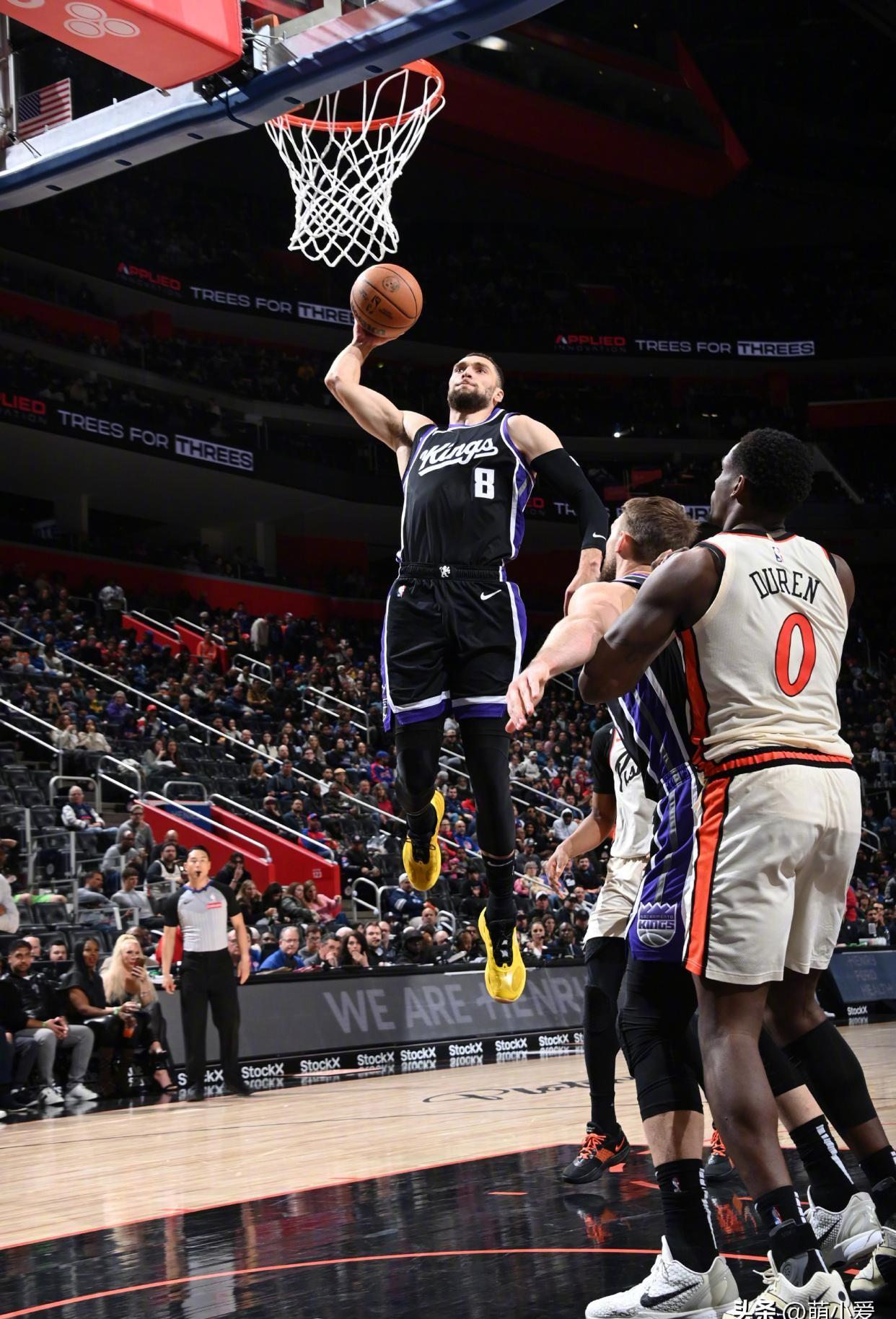 国王球星拼尽全力，仍难逃败局