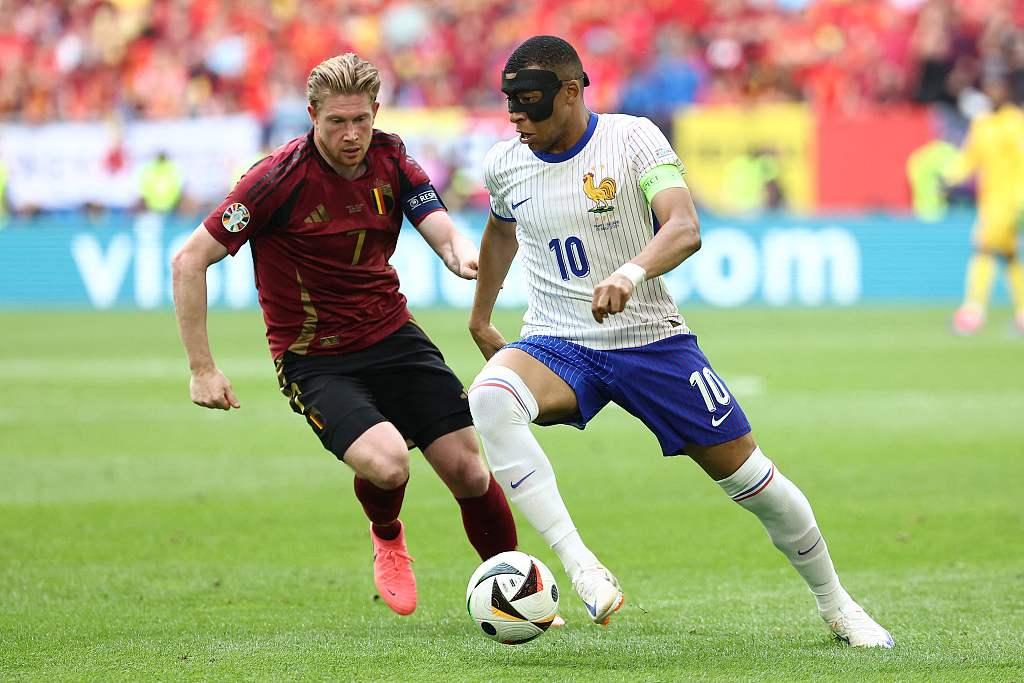 荷兰小胜挪威，成功晋级欧洲杯