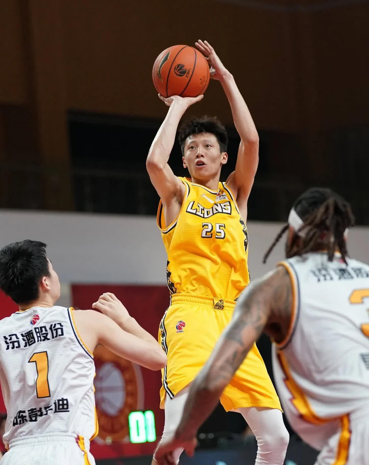 篮球比赛中球队实力悬殊，胜负如期而定