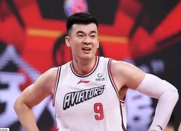 关于名将领衔士气高昂,球队全力拼搏迎战强敌的信息 关于名将领衔士气高昂,球队全力拼搏迎战强敌的信息