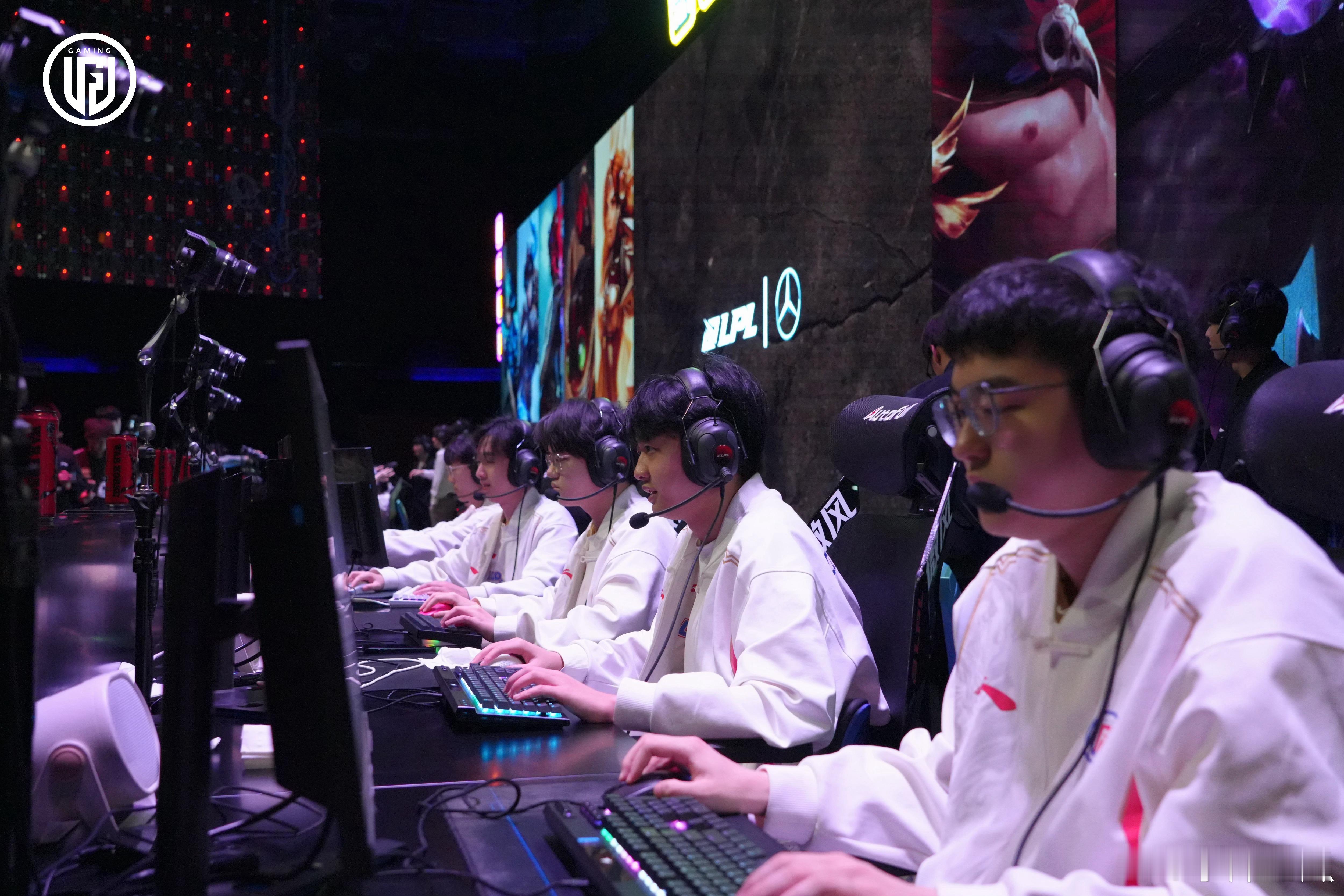 NS碾压LGD,Peanut成为全场焦点小组赛2:0(广州) NS碾压LGD,Peanut成为全场焦点小组赛2:0(广州)