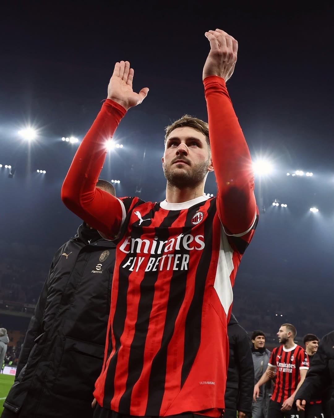 关于AC米兰大比分落败,双线作战压力增大的信息 关于AC米兰大比分落败,双线作战压力增大的信息