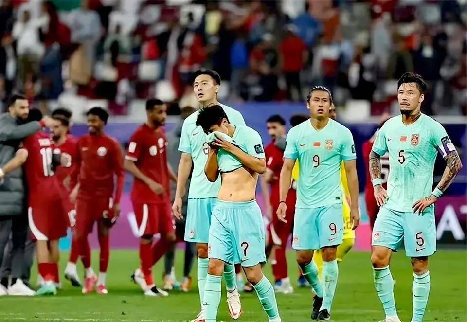 包含国足备战步伐坚定,备战实力彰显强劲的词条 包含国足备战步伐坚定,备战实力彰显强劲的词条