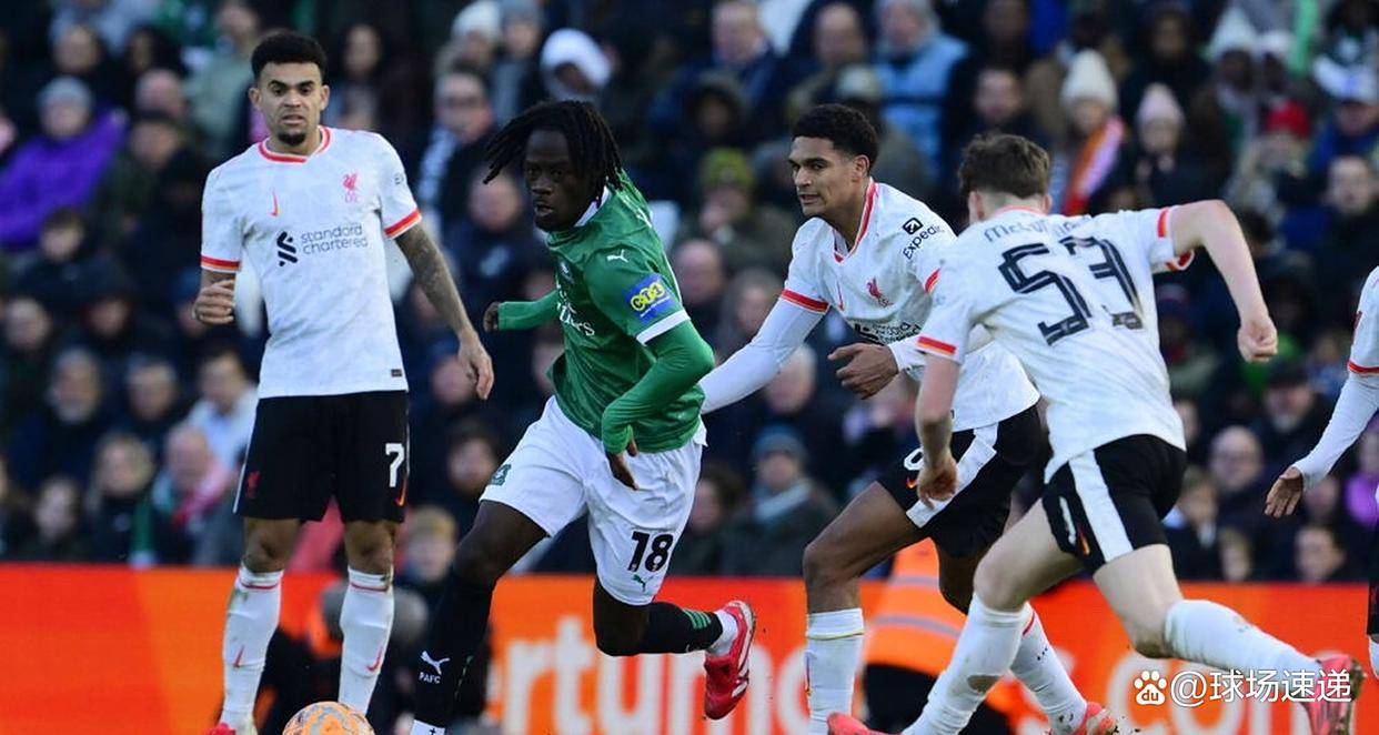 利兹联中场核心遭停赛，球队实力受损