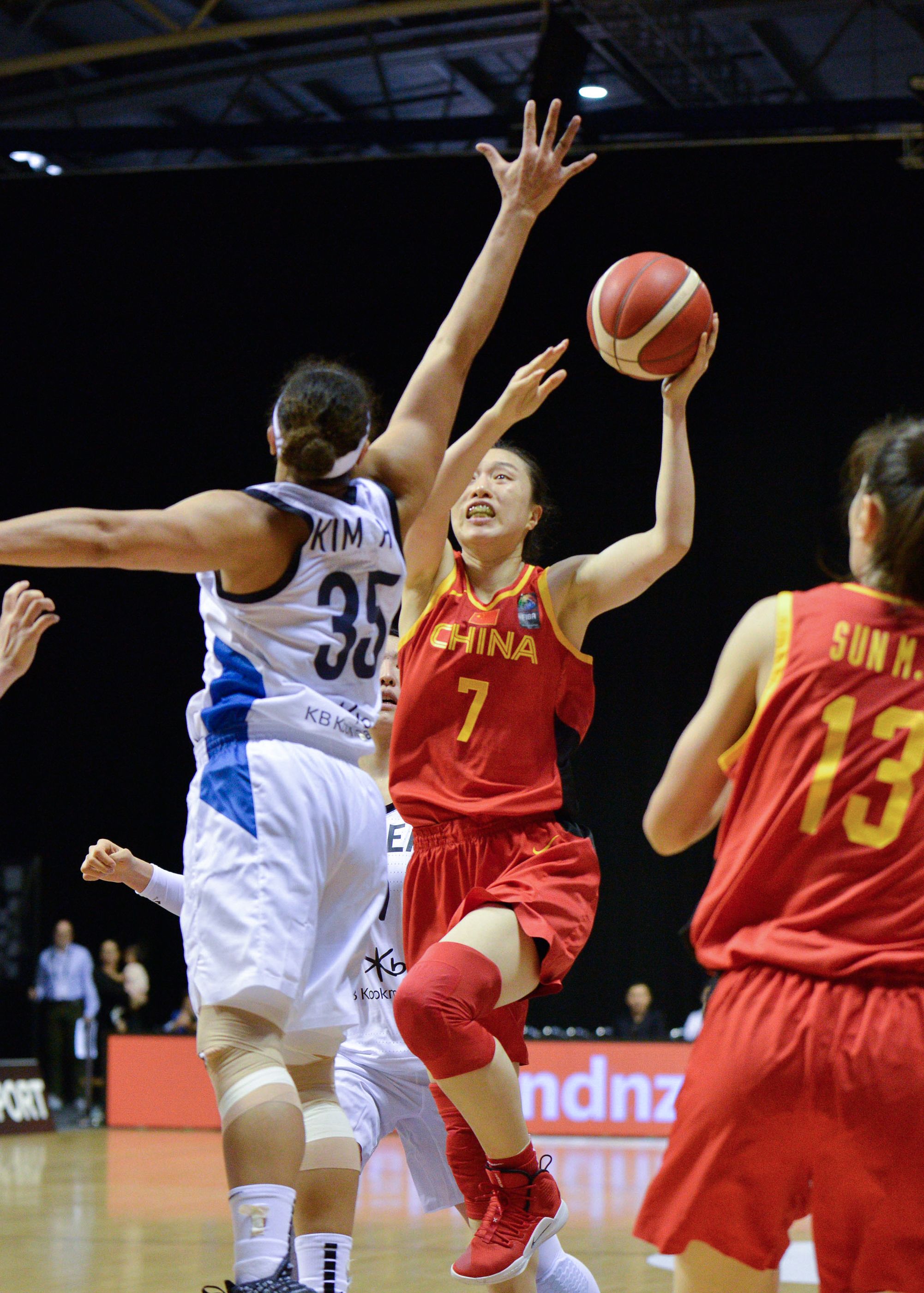 大洋洲篮球联赛决赛赛事紧凑激烈