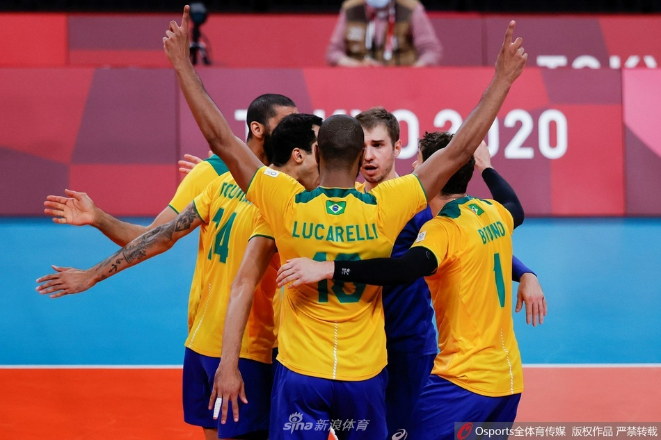 关于阿根廷男子排球团队一举击败俄罗斯的信息