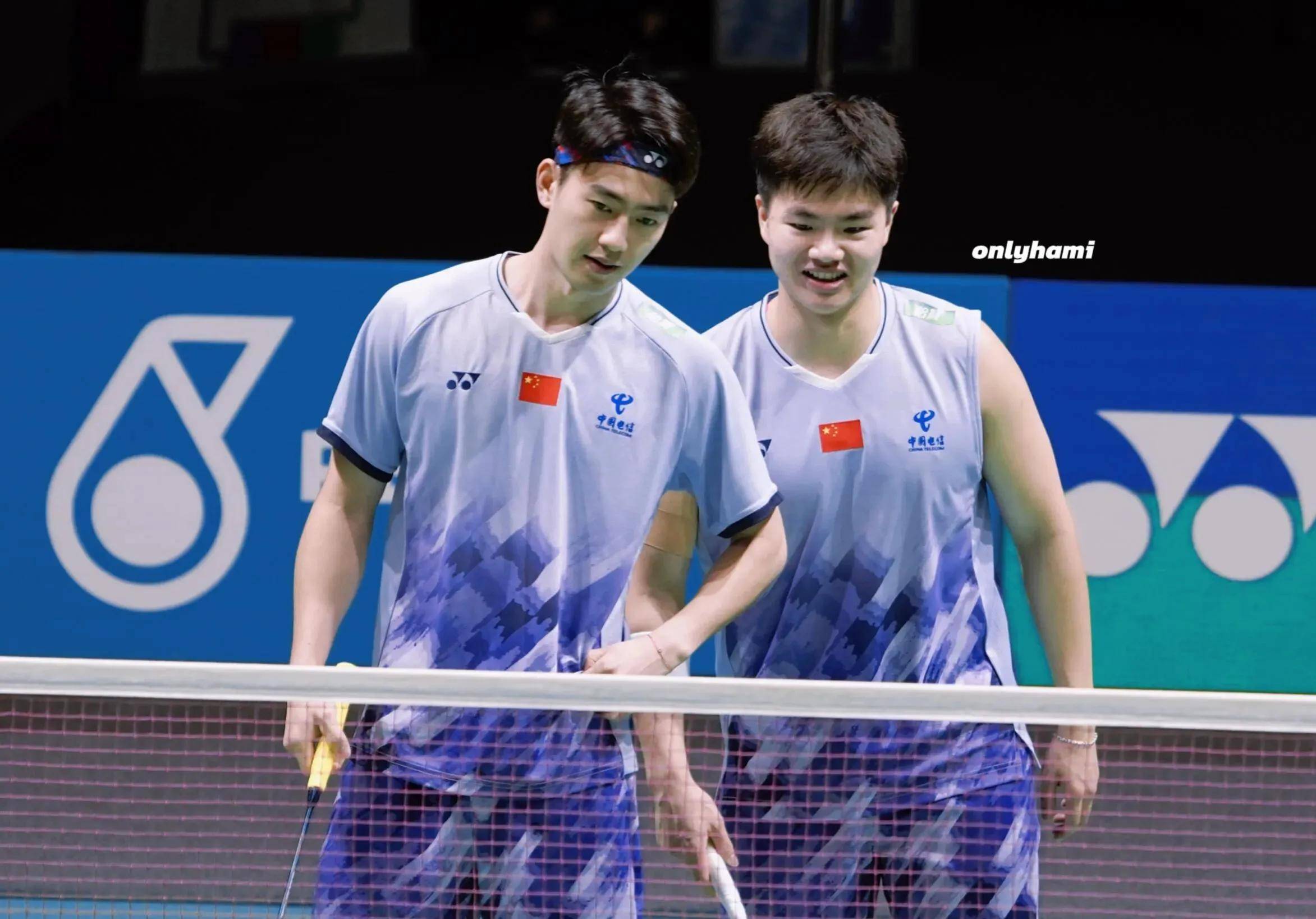 羽毛球传奇谢幕,球迷泪洒赛场的简单介绍 羽毛球传奇谢幕,球迷泪洒赛场的简单介绍