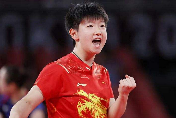 包含橄榄球队主教练发声，誓言带队登顶的词条