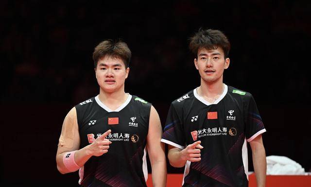 法国队碾压印度队，郑思维刷新纪录的简单介绍